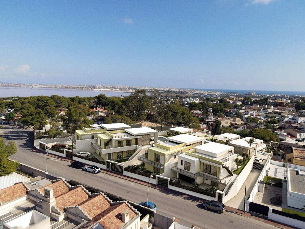 Property photo 3 of 42