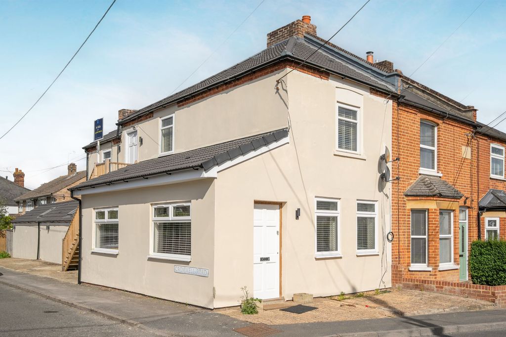 Property photo 1 of 8