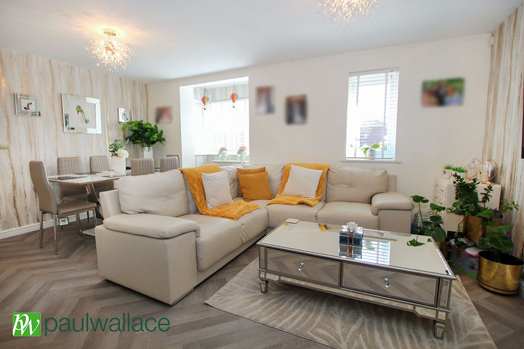 Property photo 2 of 7 Lounge