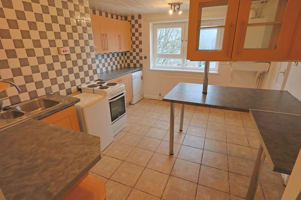 Property photo 2 of 13 6Cce3019-63A8-4689-827A-856Bf647Bbfe_1_201_A.Jpeg