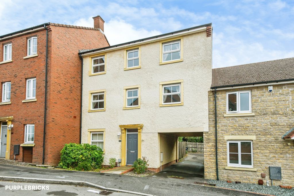 Property photo 2 of 30