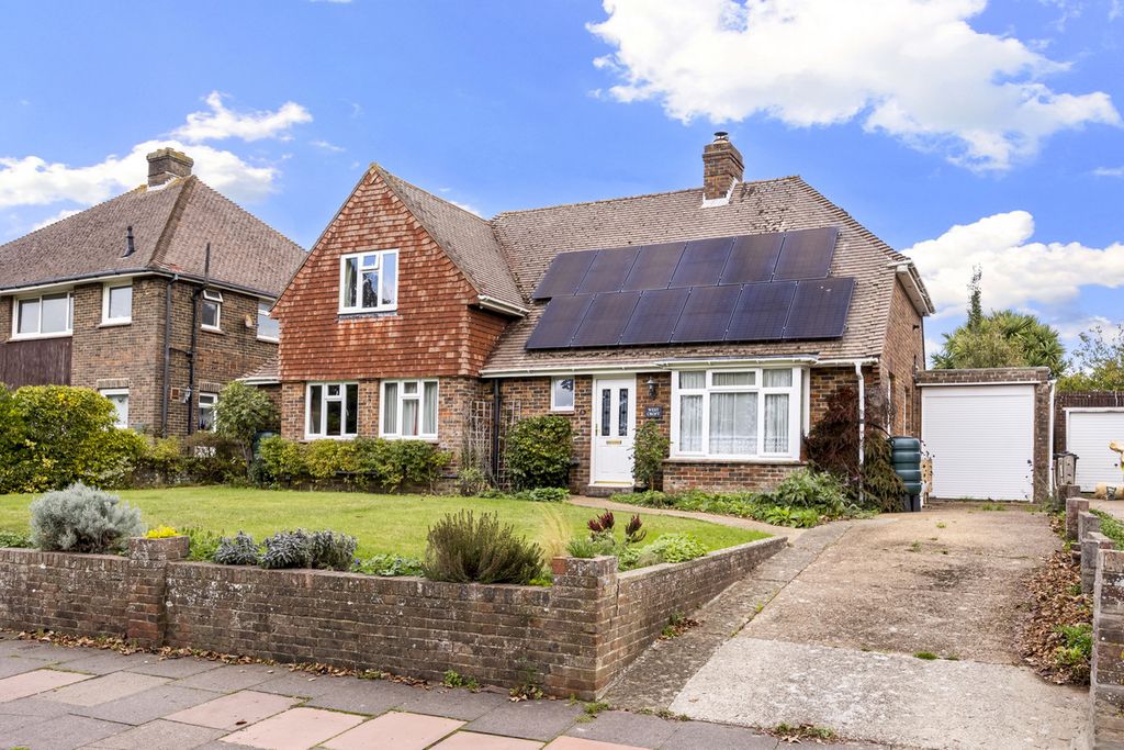 Property photo 1 of 21
