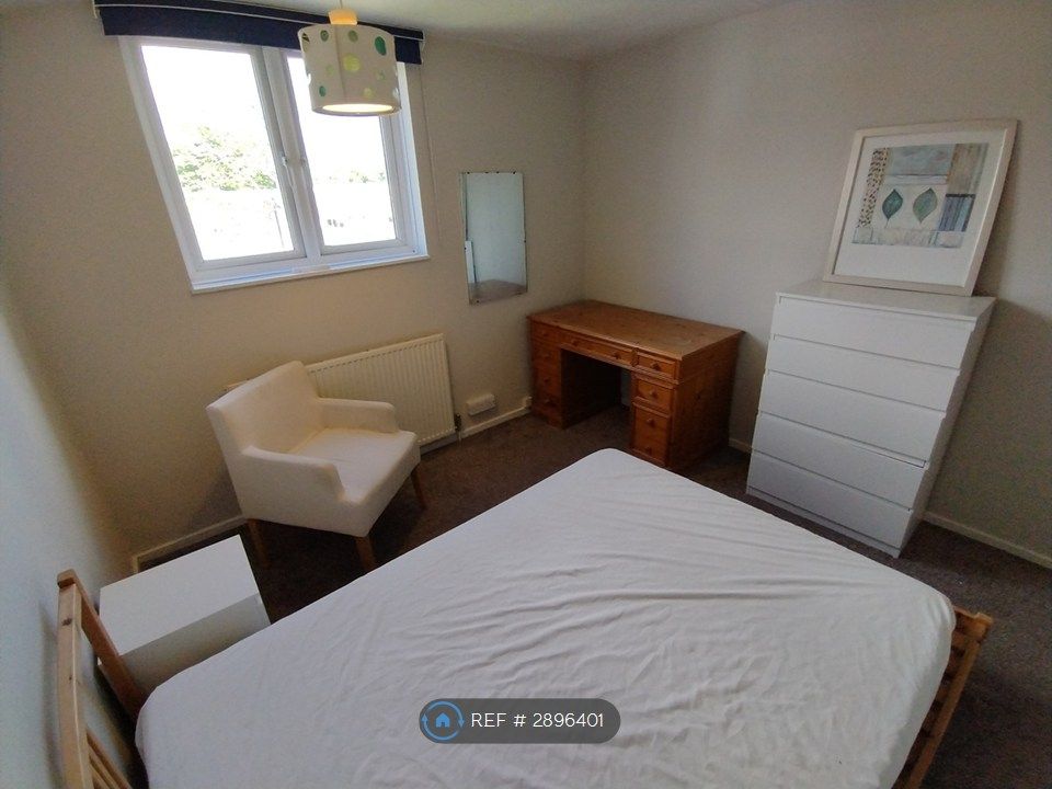 Property photo 3 of 8