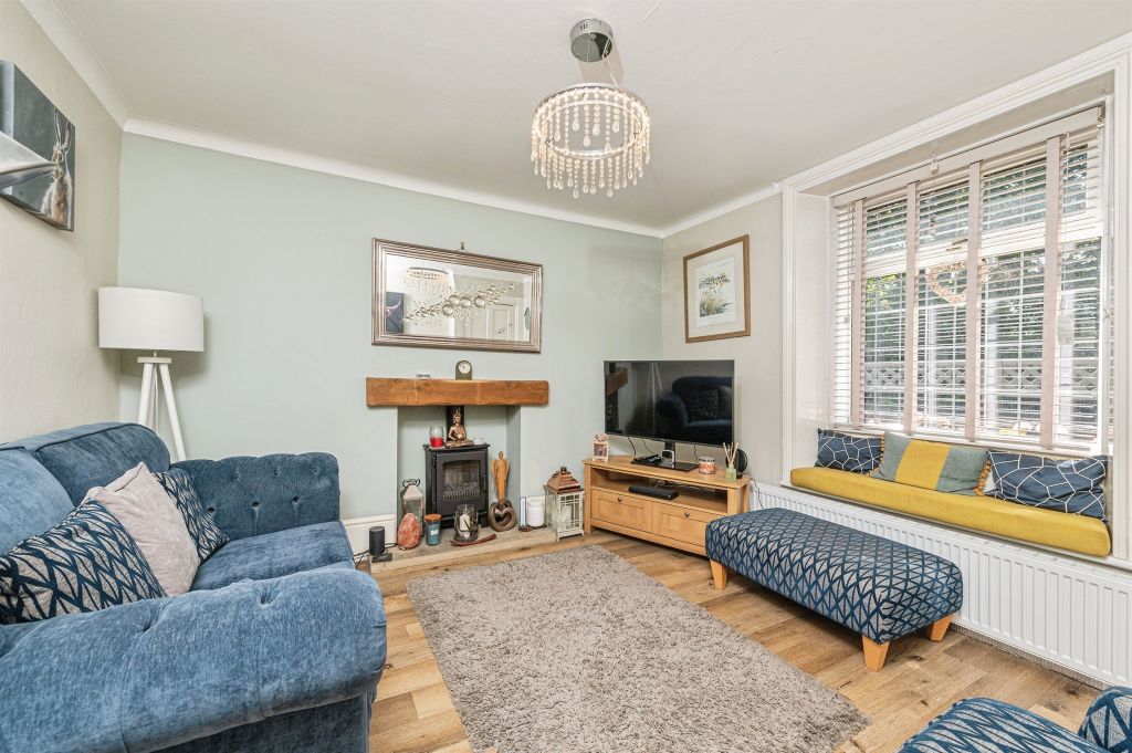 Property photo 3 of 12