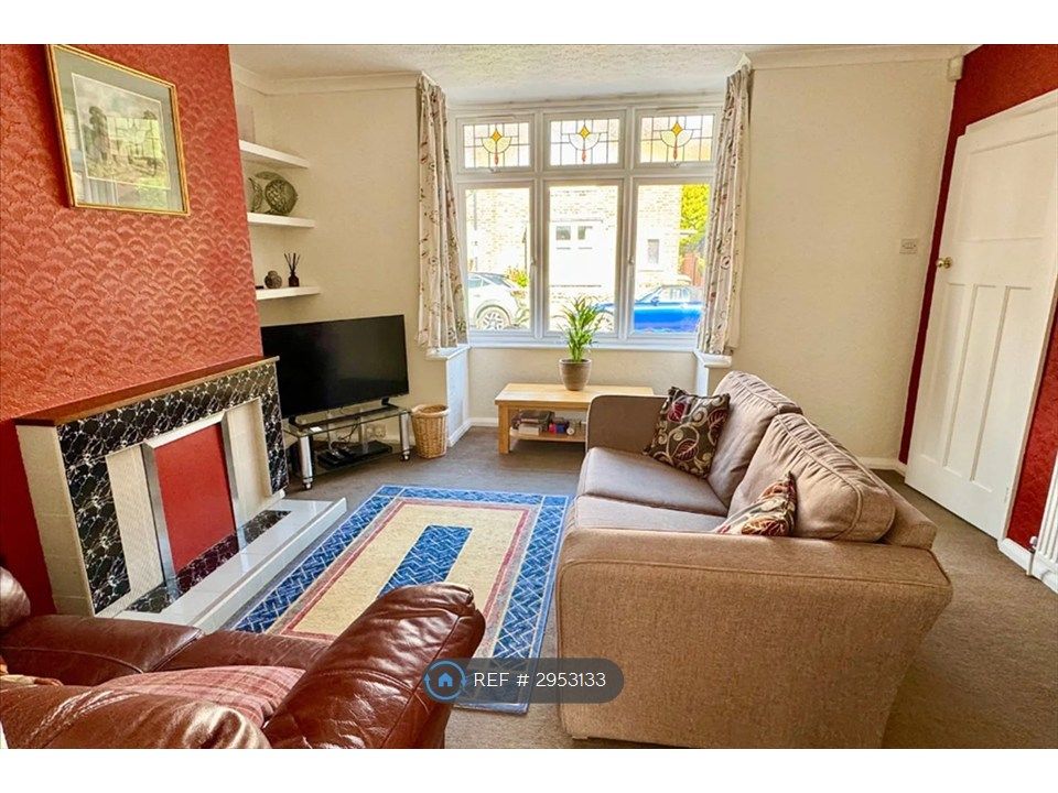 Property photo 3 of 24