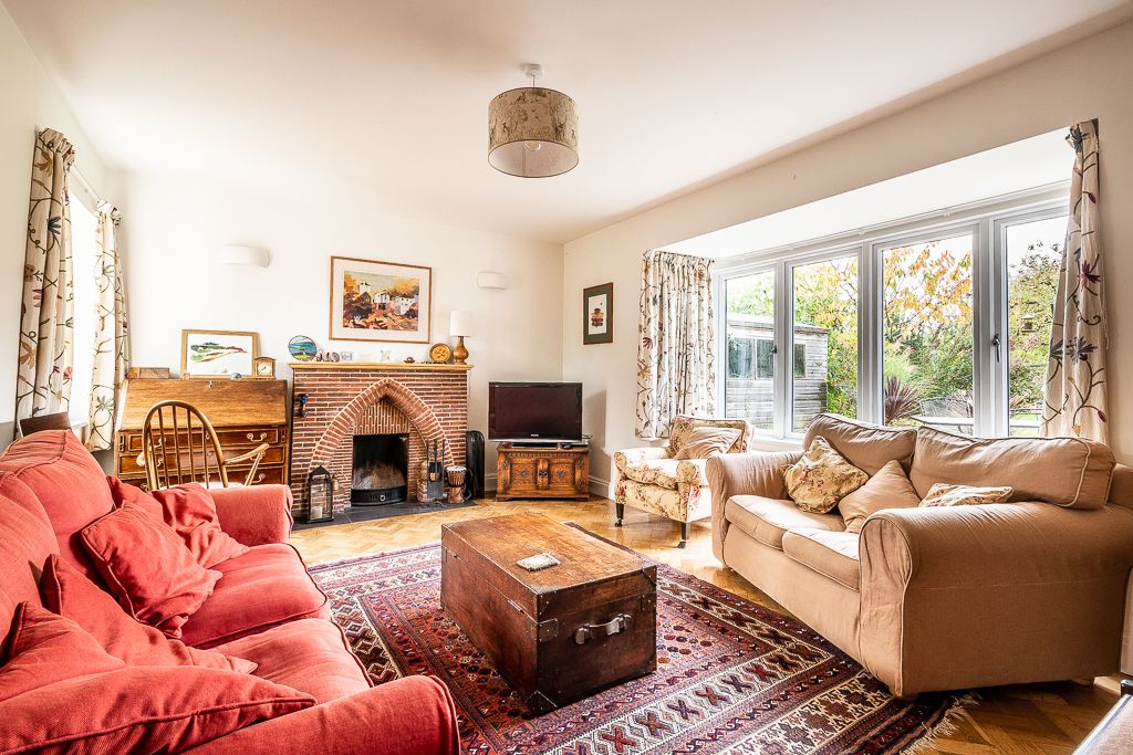 Property photo 3 of 26