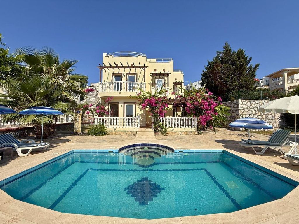 Property photo 1 of 25 Spectacular Bodrum Villa With A Private Pool For Sale In Bogazici, Milas - Main View Of The Property