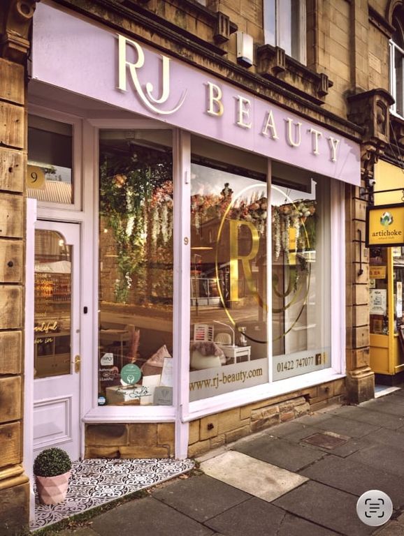 Property photo 1 of 10