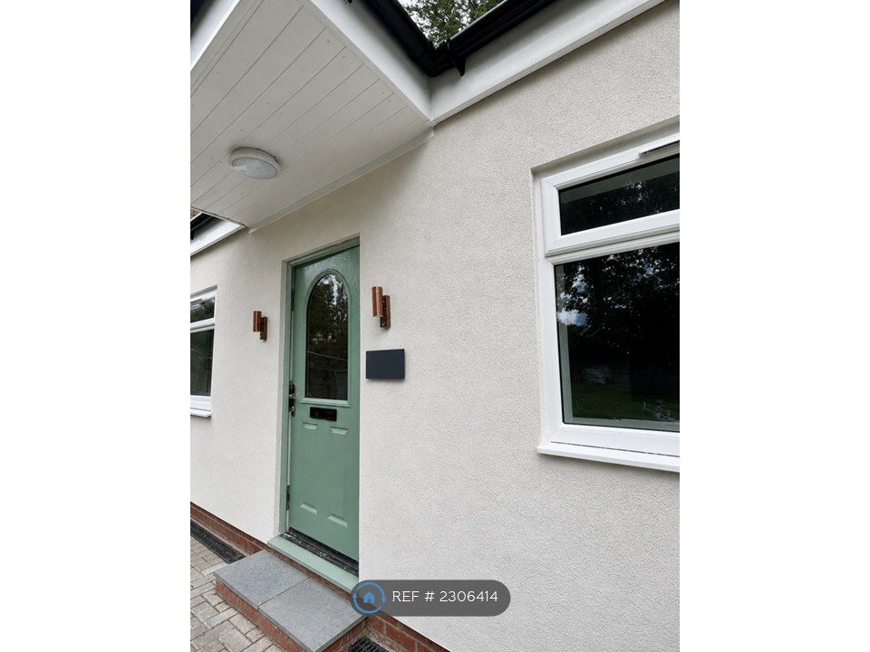 Property photo 2 of 26