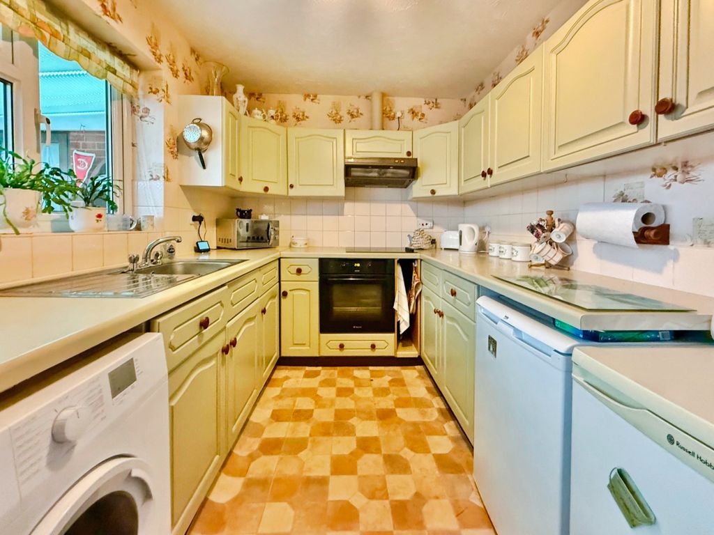 Property photo 3 of 9