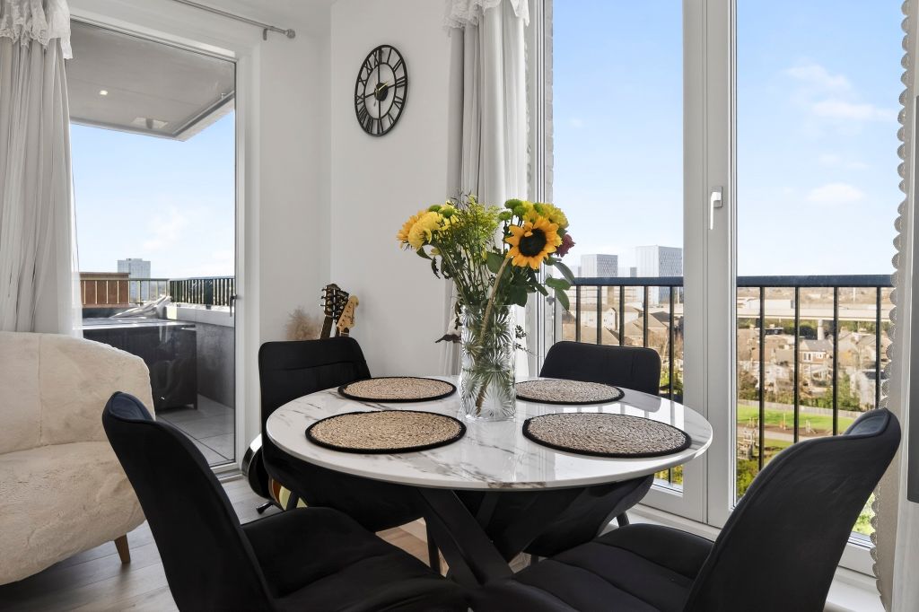 Property photo 3 of 26