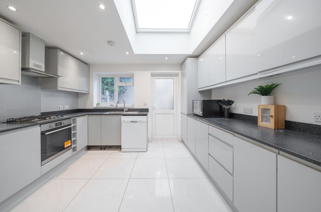 Property photo 3 of 13 1227591 (4).Jpg