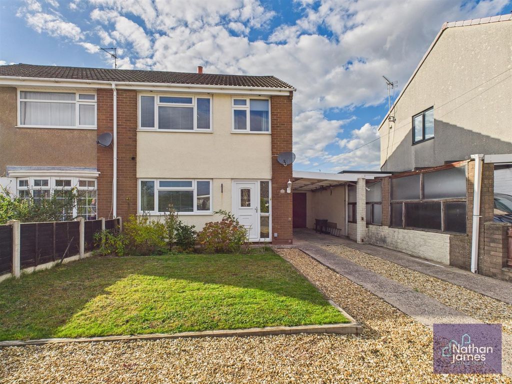 Property photo 1 of 17 Front