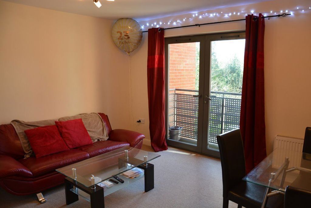 Property photo 2 of 14