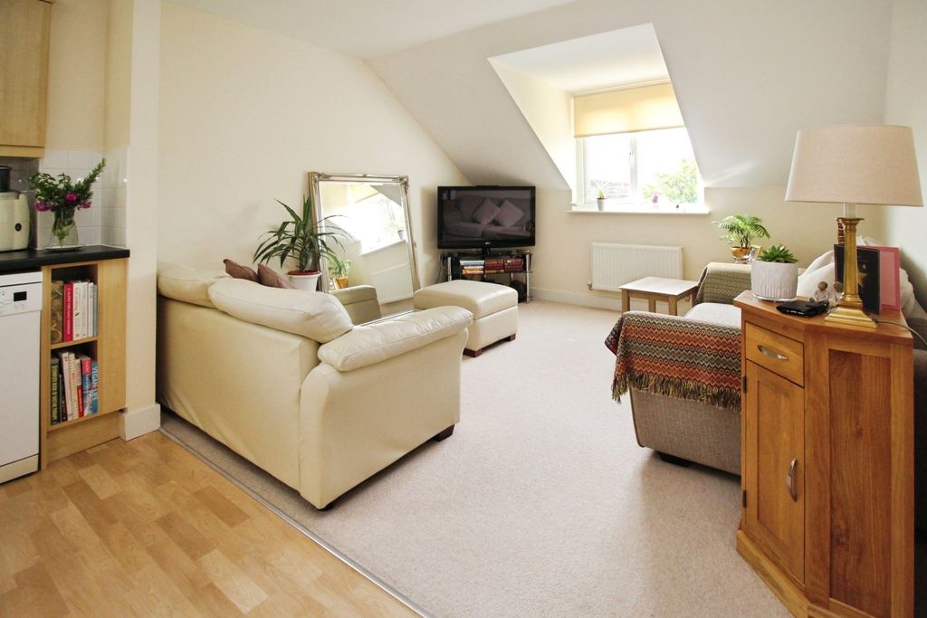 Property photo 2 of 8 Picture No. 06