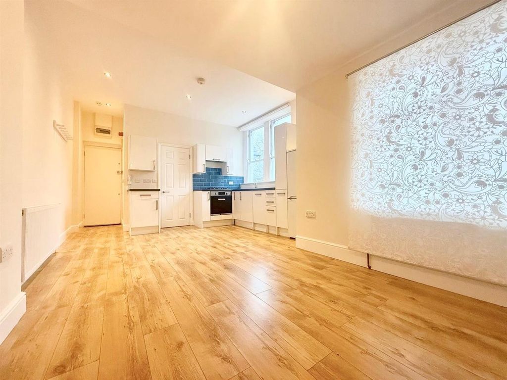 Property photo 3 of 21 Photo-2026-02-07-12-00-33-1.Jpg