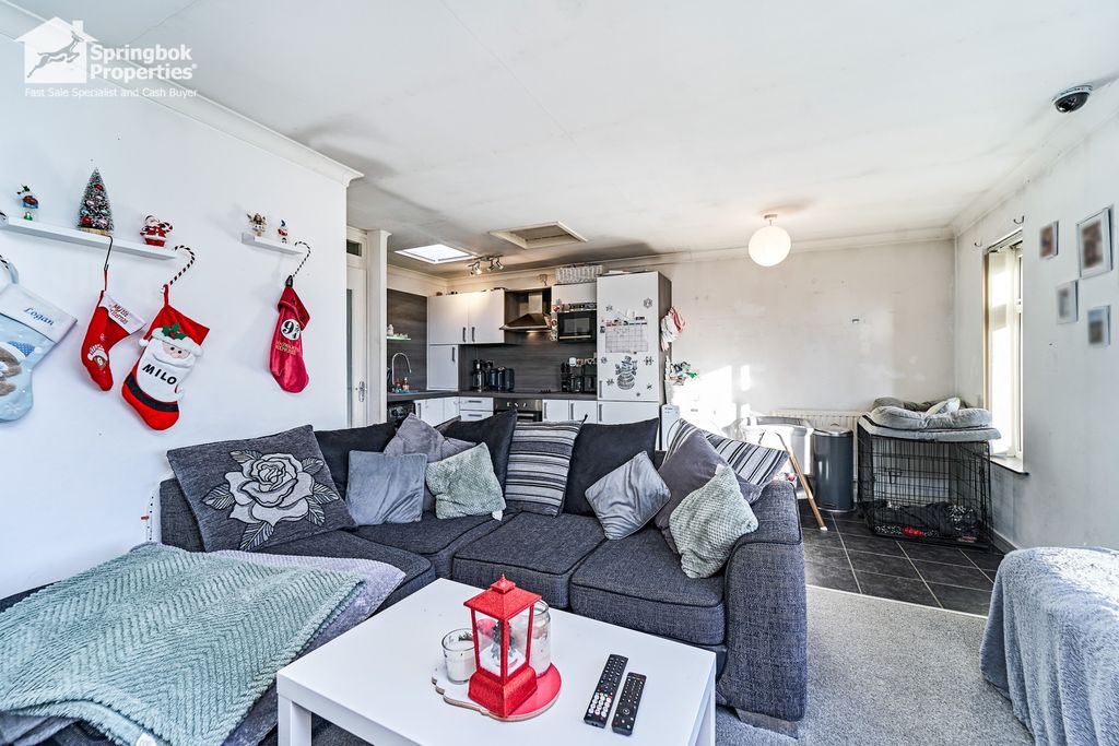 Property photo 3 of 10 Image 3