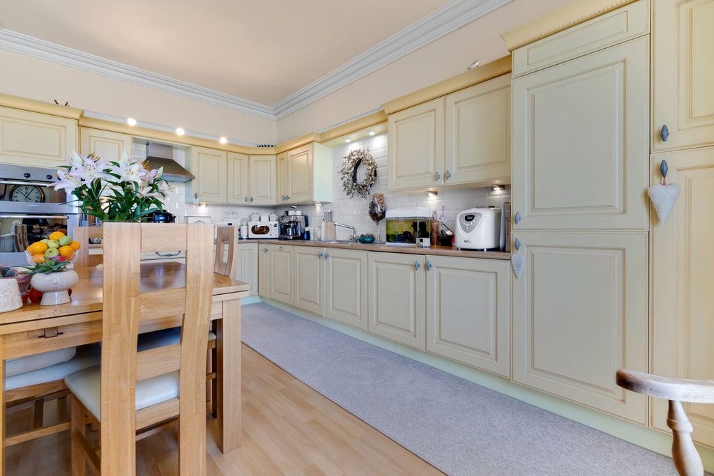 Additional image 11 of 1 bed flat for saleLeaton Hall, Church Lane, Bobbington DY7