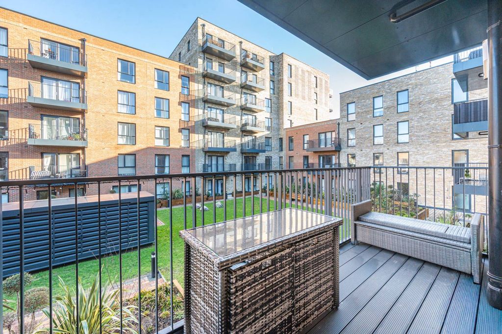 Property photo 3 of 10