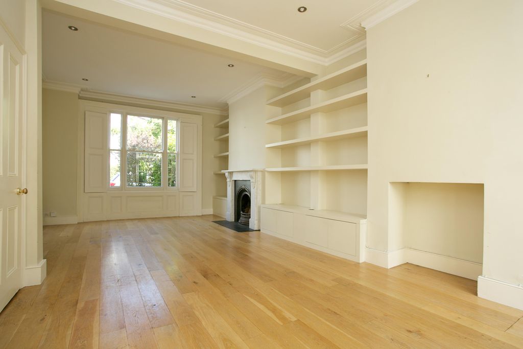 Property photo 2 of 12 Reception