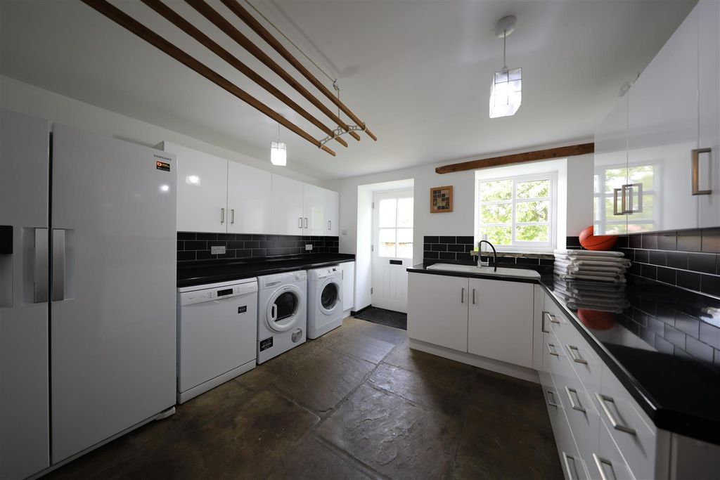 Additional image 28 of 6 bed detached house to rentGreens Lane, Burton Pidsea, Hull HU12