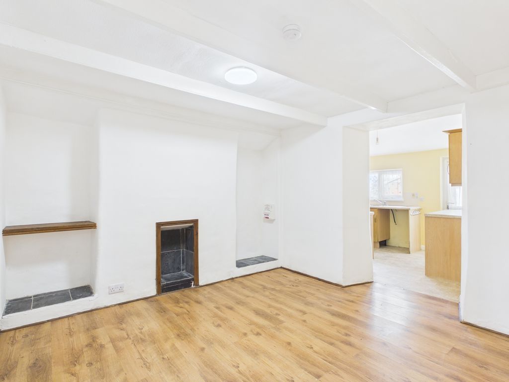Property photo 2 of 11 Dining Room