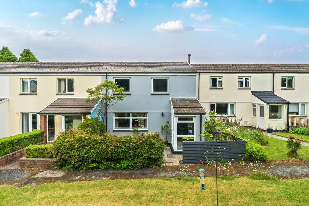 Property photo 2 of 28 1480467-2-6A359B10B5d04-Arw