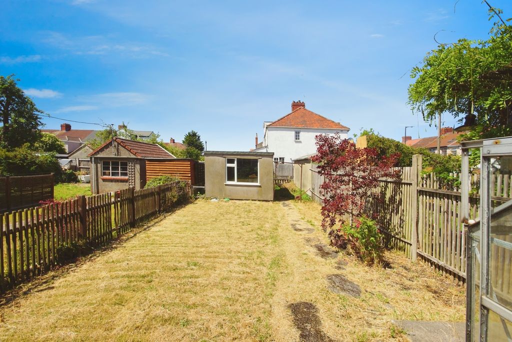 Property photo 2 of 17 Photo