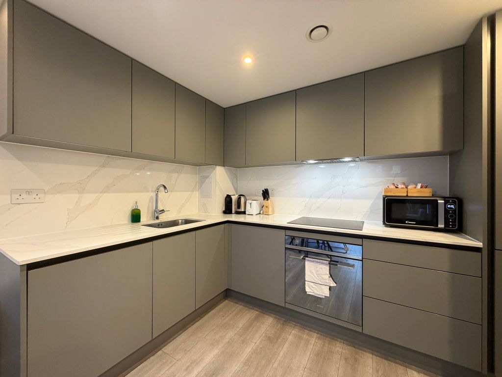 Property photo 2 of 24 Kitchen