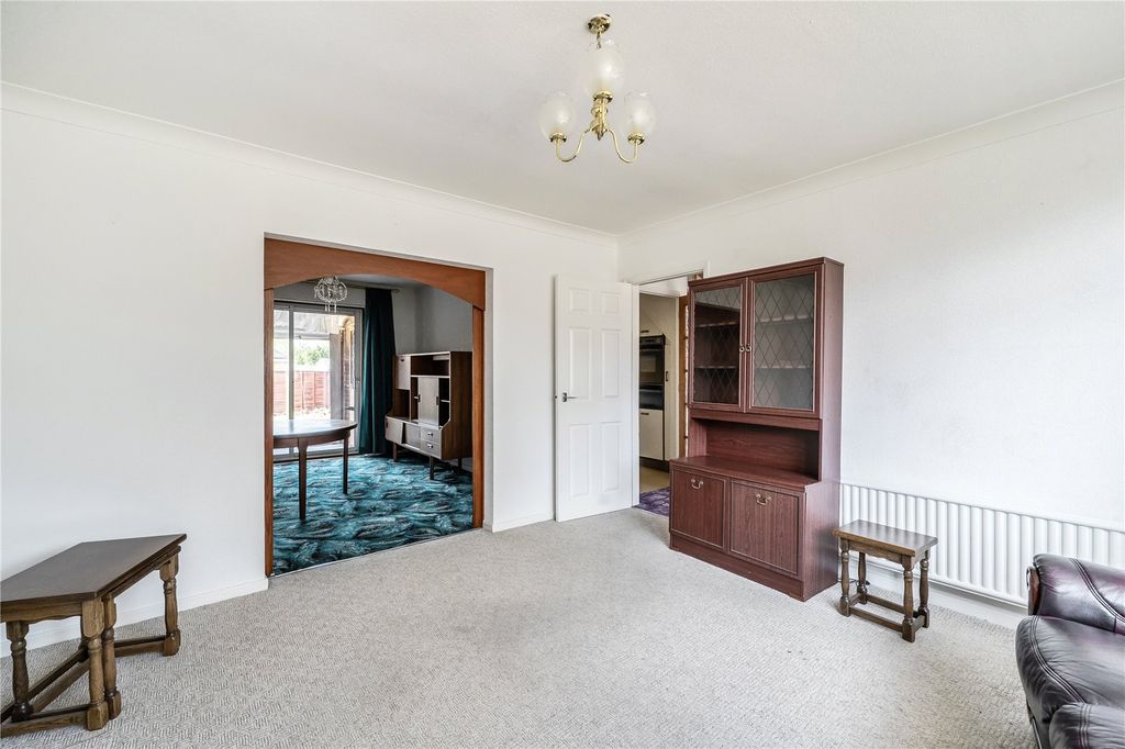 Property photo 3 of 23 Picture No. 24