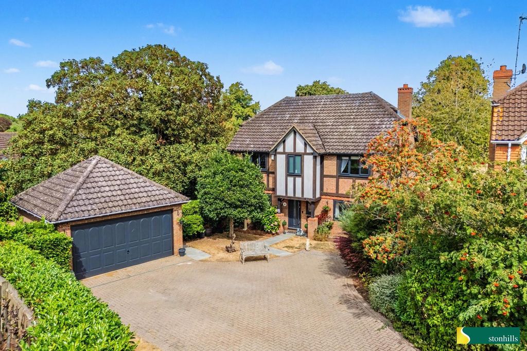 Property photo 1 of 28 2 Tanglewood - Drone - 001.Jpg