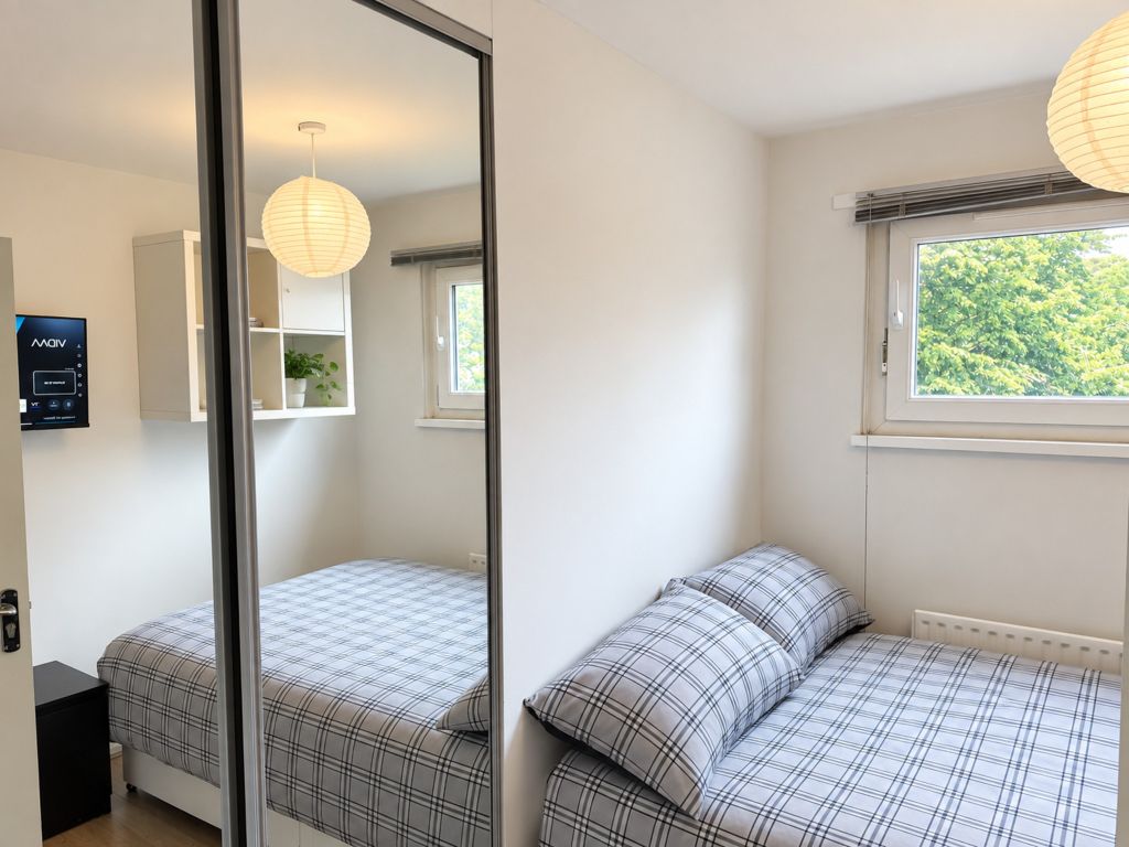 Property photo 1 of 11 Bedroom