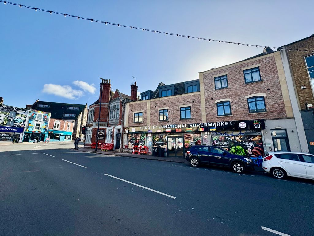 Property photo 1 of 6 Front