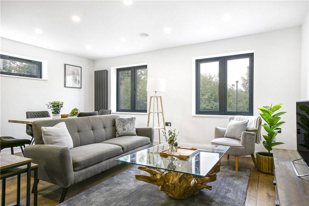 Property photo 1 of 17 Reception Room