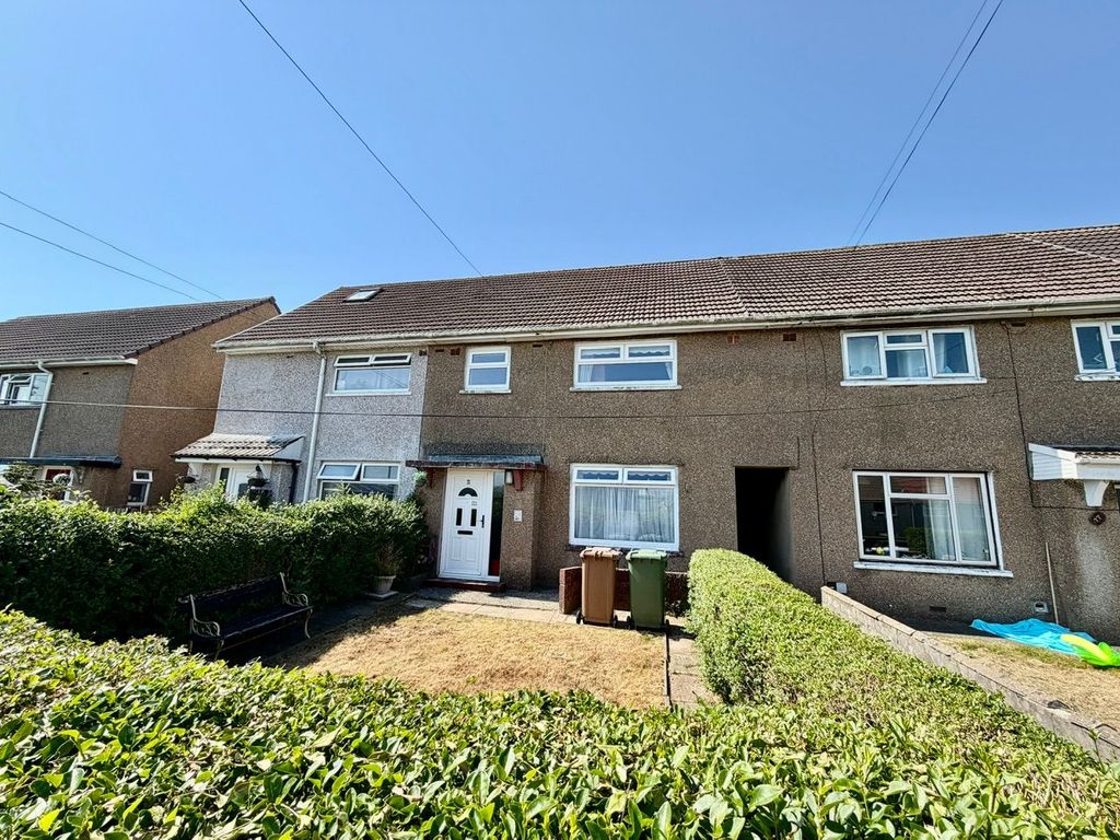 Property photo 1 of 44