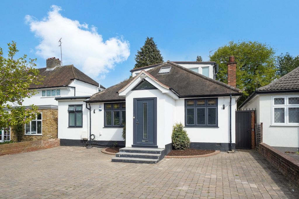 Property photo 1 of 18 5025690
