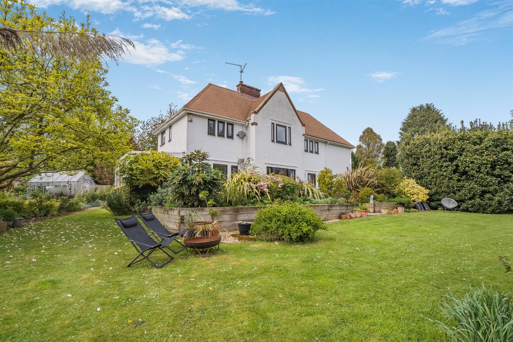 Property photo 1 of 29