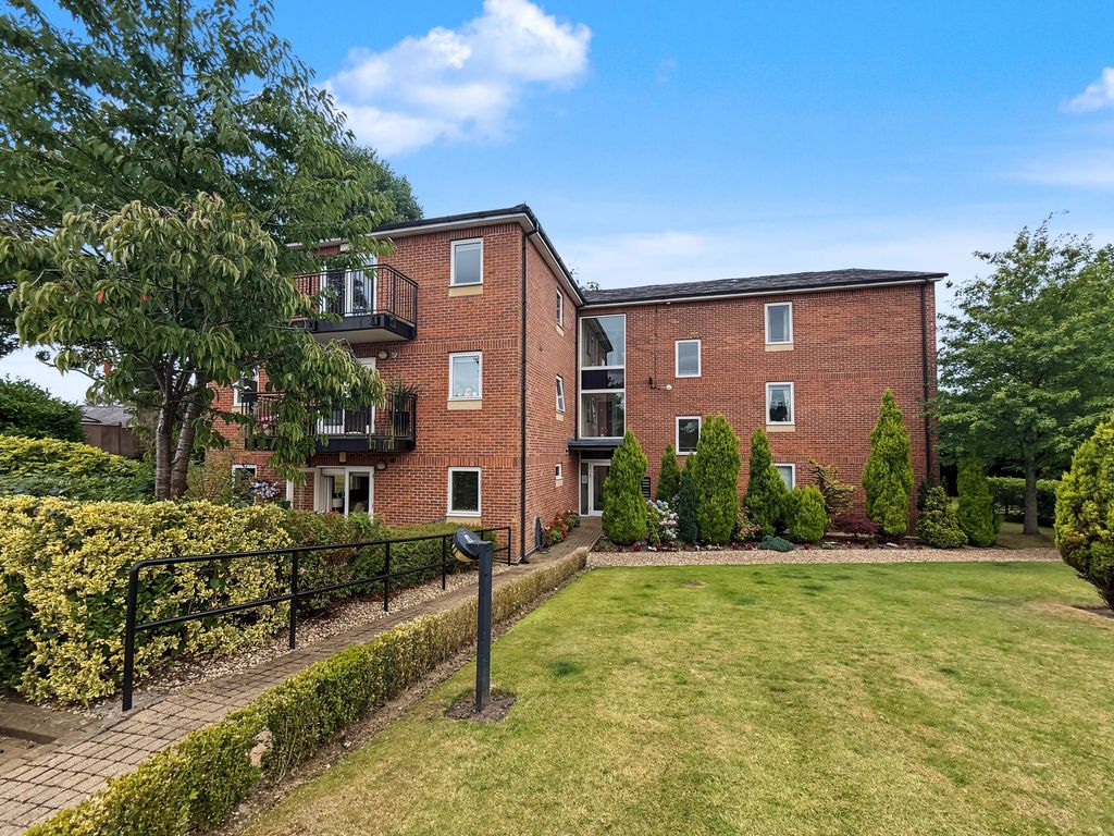 Property photo 1 of 36