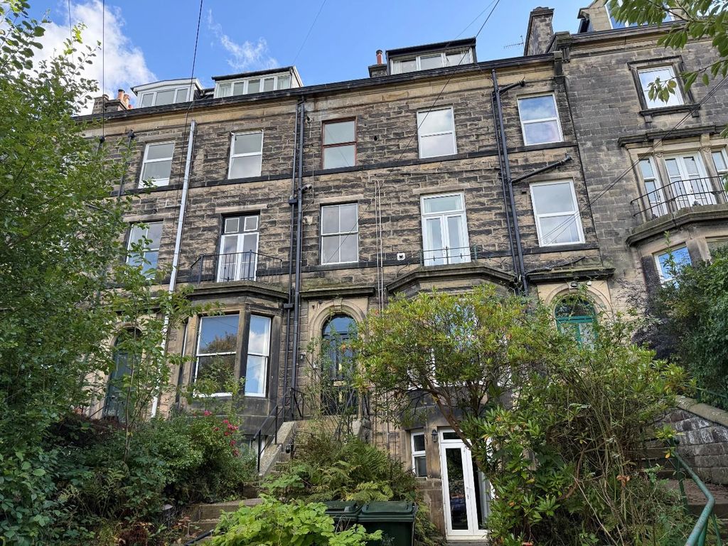 Property photo 1 of 16 Crossbeck Road New Front Shot.Jpg