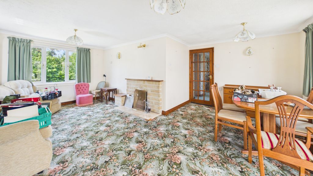 Property photo 2 of 13 Gallery