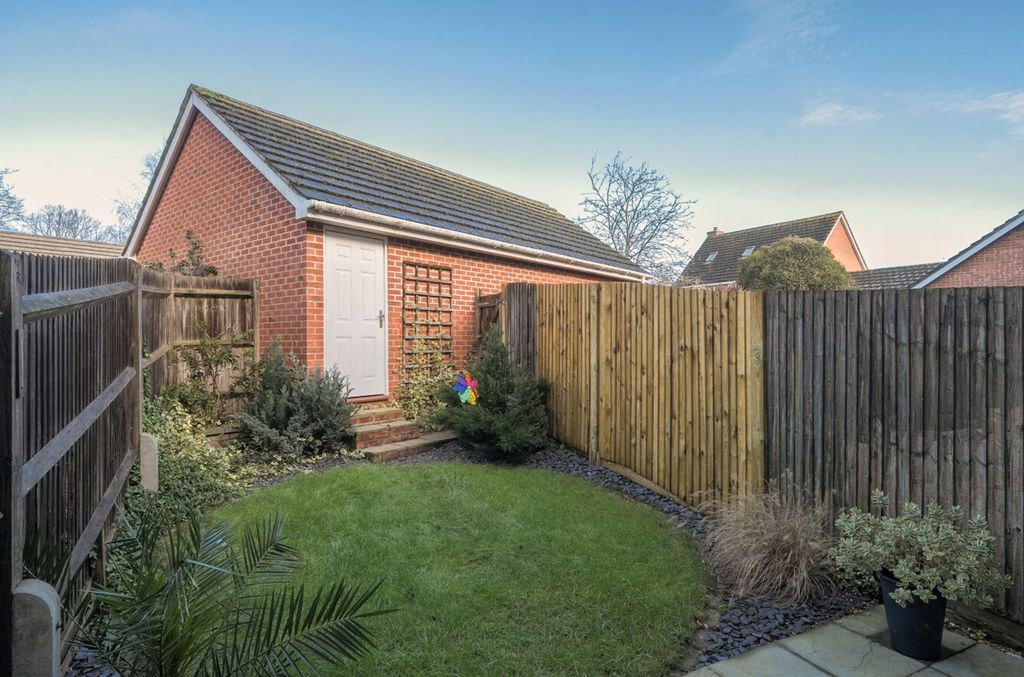 Property photo 3 of 16