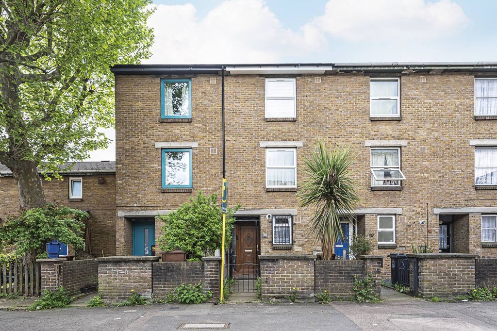 Property photo 2 of 13