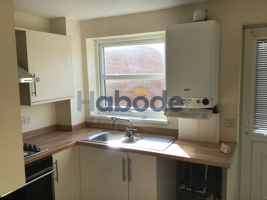 Property photo 2 of 8