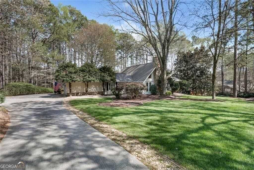 Property photo 1 of 31