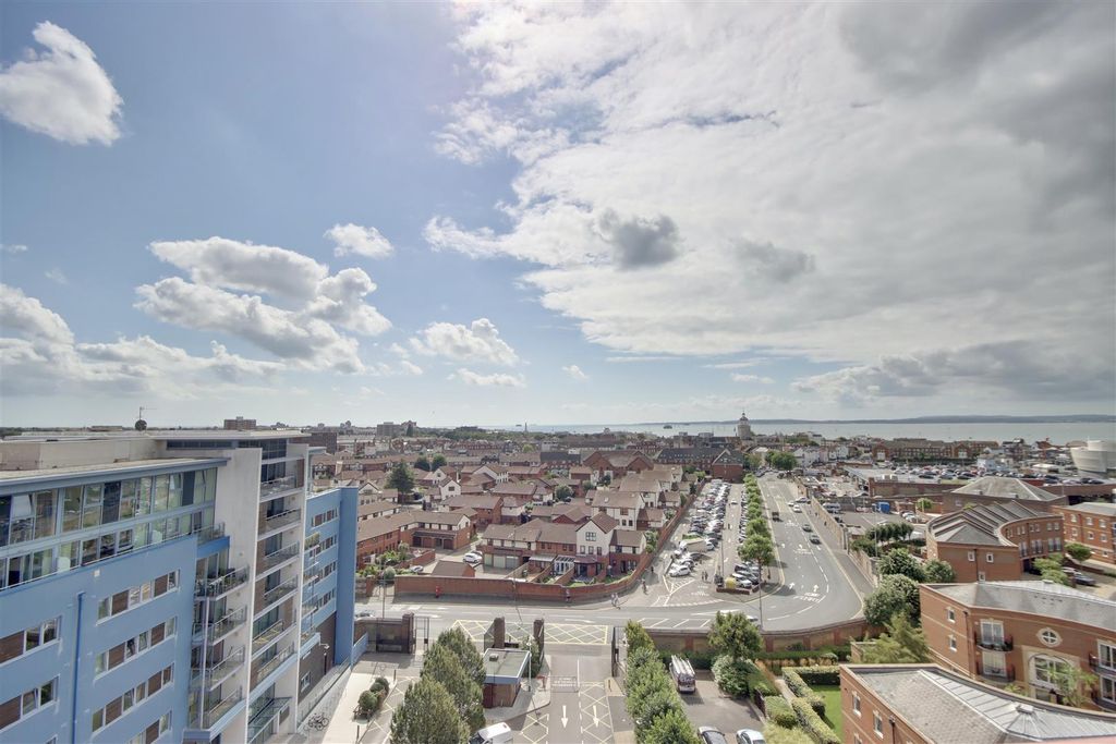 Additional image 13 of 2 bed flat for saleGunwharf Quays, Portsmouth PO1