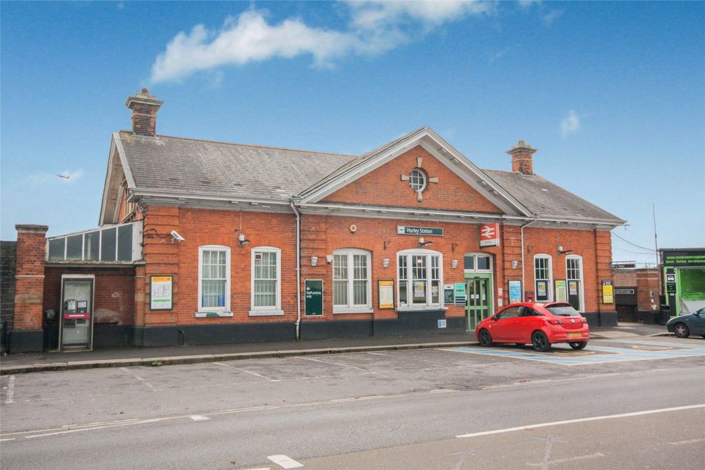 Property photo 3 of 8 Picture No. 09