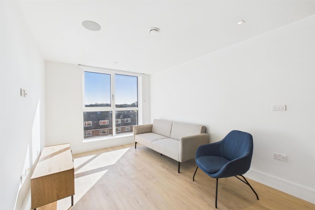 Property photo 1 of 13 Extra 2.Jpg