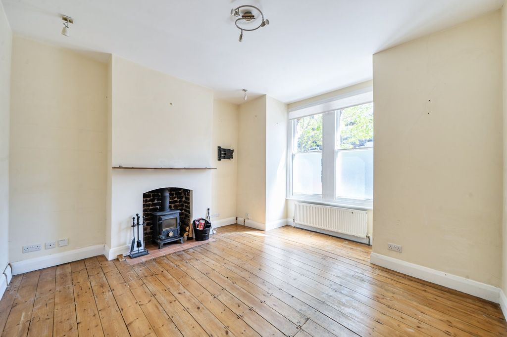 Property photo 2 of 13 Picture No. 22