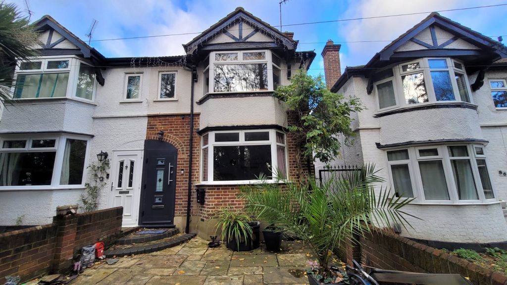 Property photo 1 of 17 Image