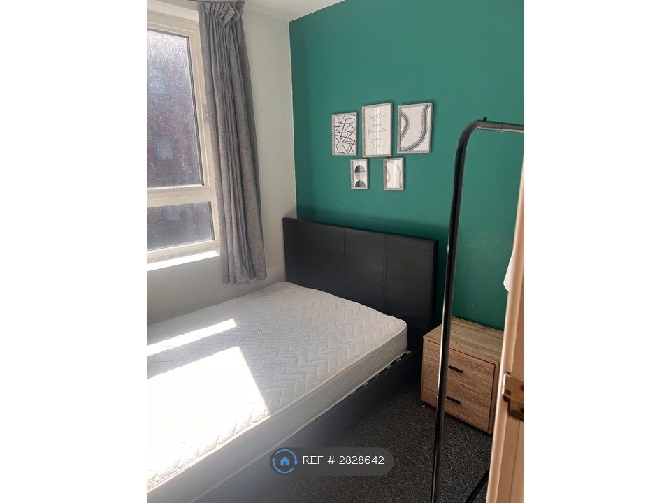 Property photo 3 of 8